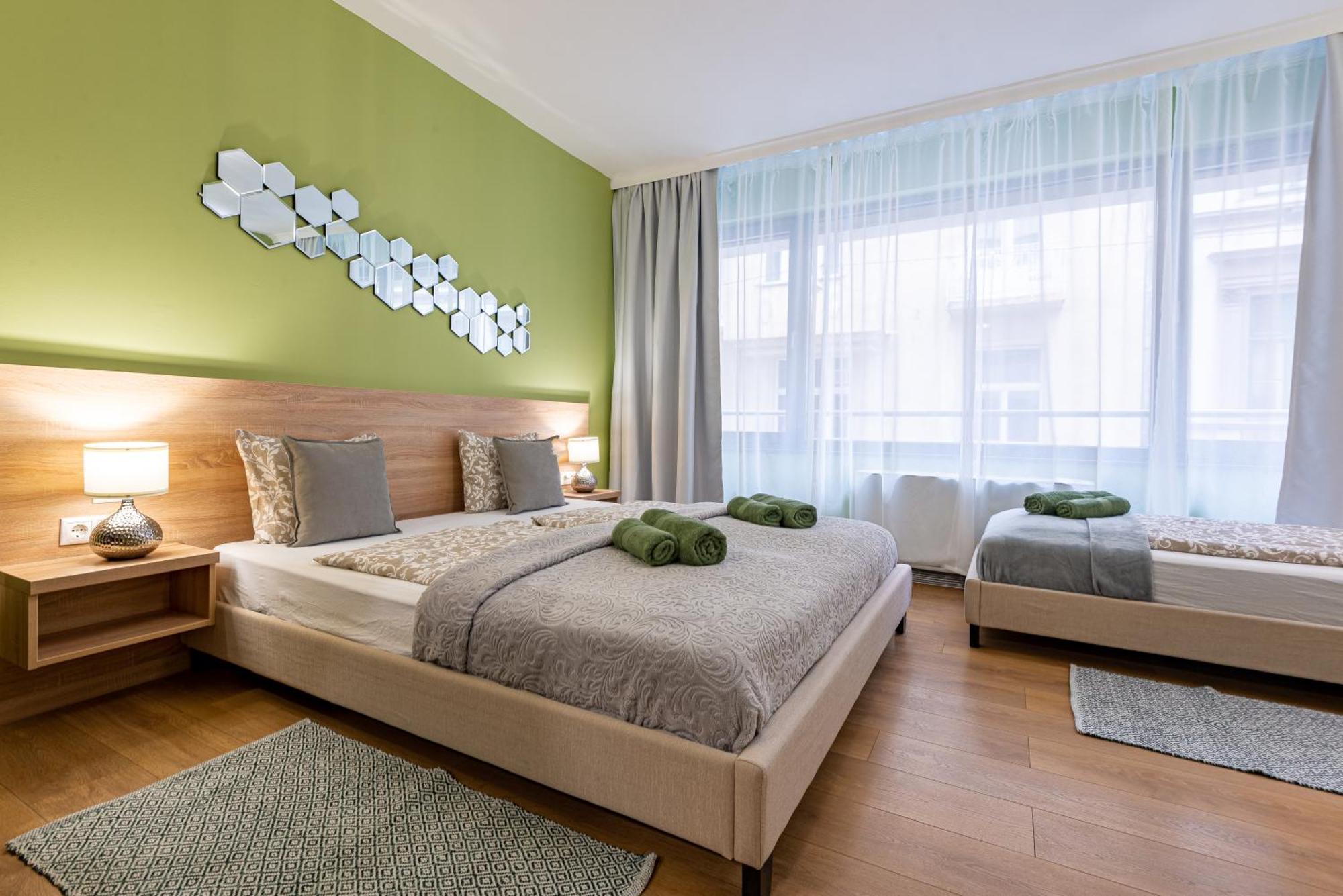 Budapest Holidays Apartments & Spa Exteriör bild